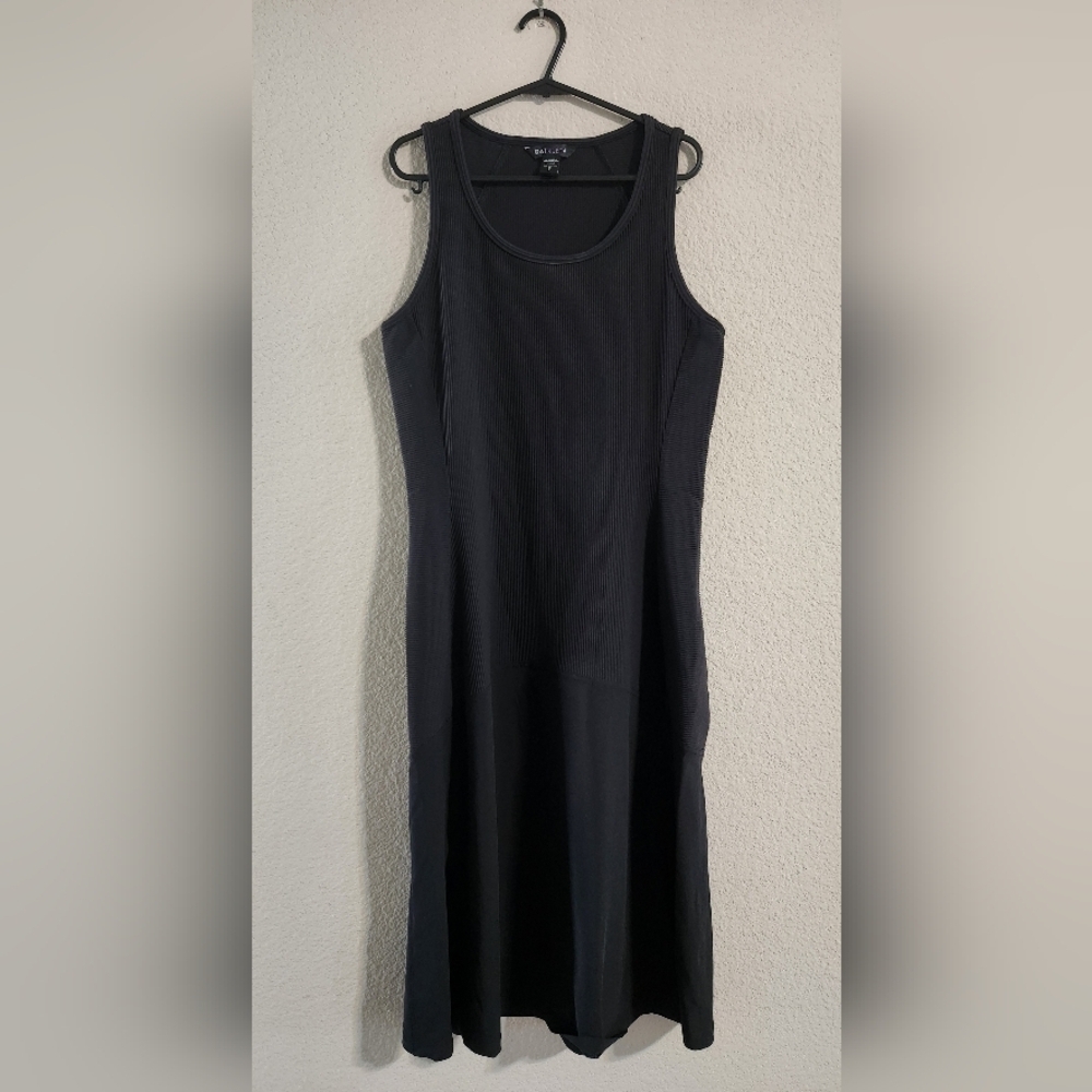 Athleta Sleeveless Black Drop Waist Ribbed Midi Dress size small